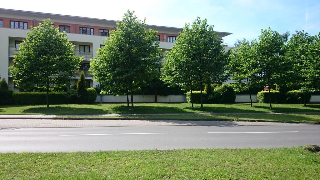 Apartament z Ogrodem Zielone Tarasy Kolberg Exterior foto
