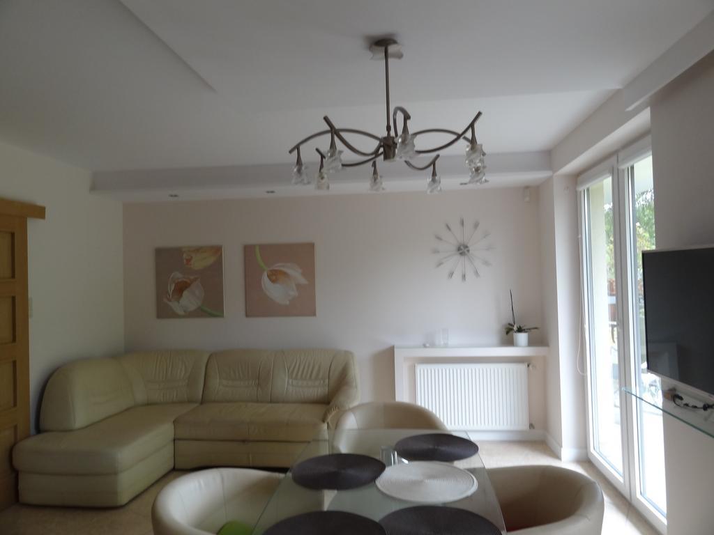 Apartament z Ogrodem Zielone Tarasy Kolberg Exterior foto